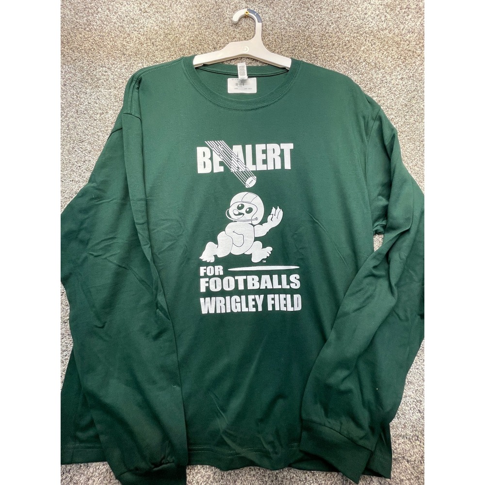 Wrigley Field Long Sleeve Shirt Mens L Green NEW Be Alert For Footballs